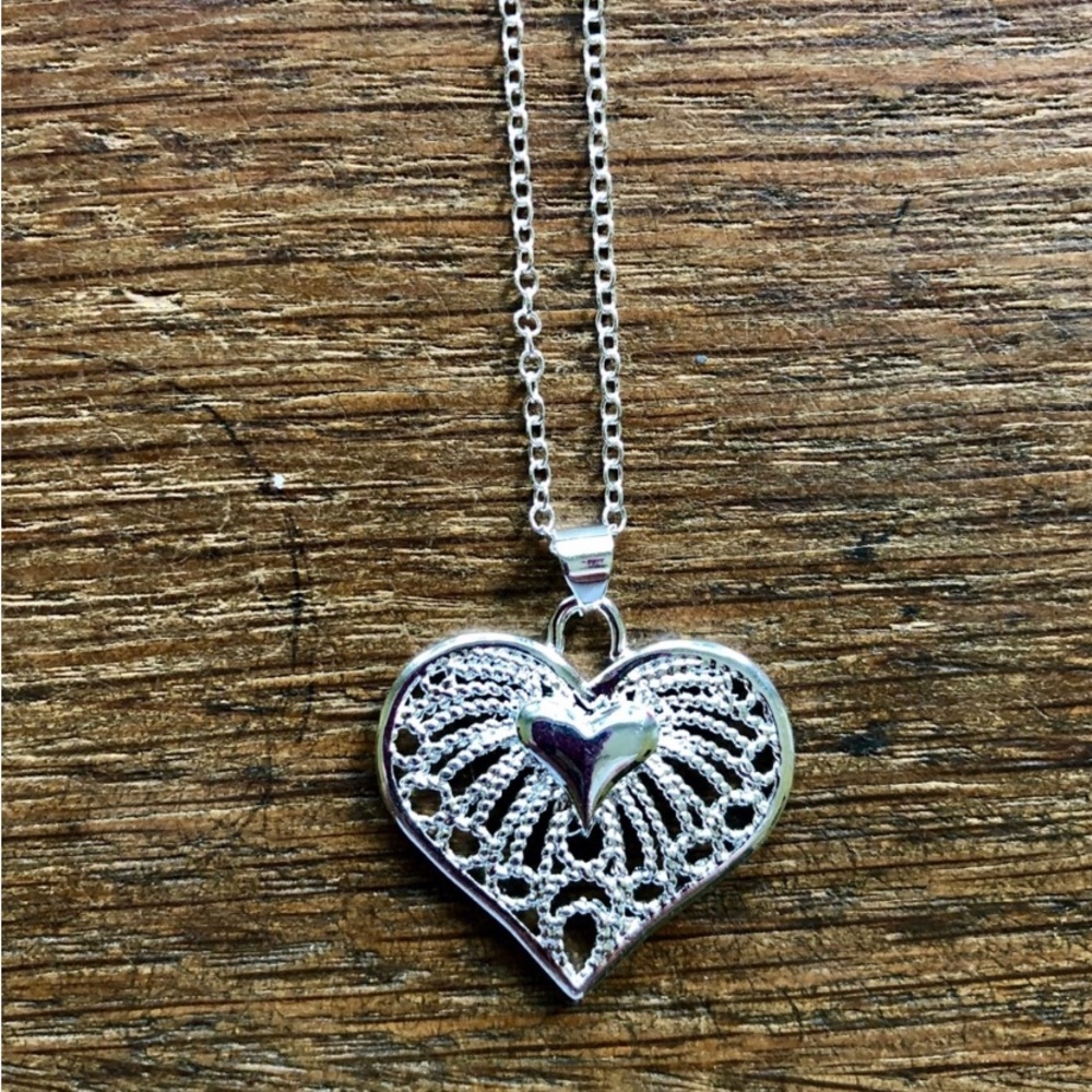 925 sterling silver plated heart in heart necklace NWOT